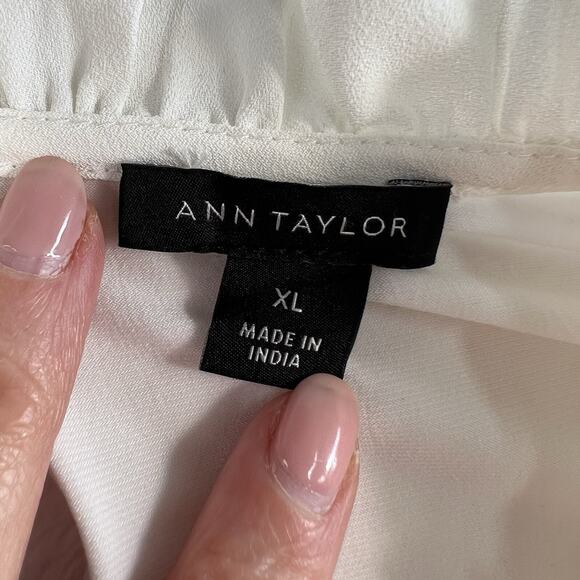 Ann Taylor XL Blouse Ruffle Neck Puff Sleeve Keyhole Back White Career Business - Picture 5 of 12
